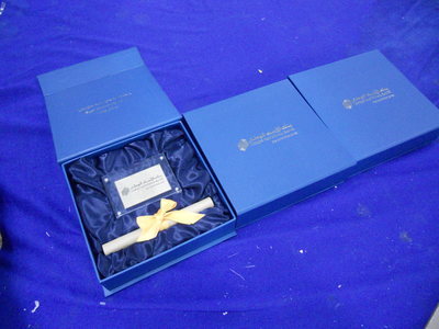 促銷禮品首選 壓克力相框、有機玻璃組合相框與螺絲相框